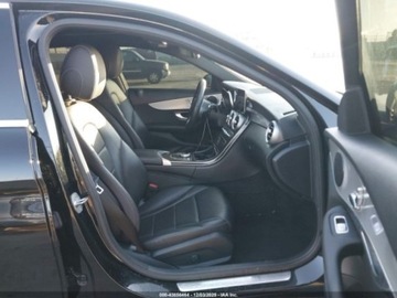 Mercedes Klasa C W205 2019 Mercedes-Benz Klasa C 2019 MERCEDES-BENZ C 300 2.0 Benzyna 255KM, zdjęcie 5