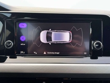 Volkswagen Golf VIII Variant 1.5 TSI 130KM 2022 Volkswagen Golf 1.5TSI 130KM Life SalonPL SerwisASO Acc Led Virtual KessyG, zdjęcie 22