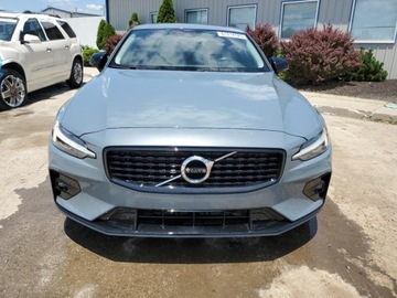 Volvo S60 III 2022 Volvo S60 B5 Momentum 2022 2.0l 2.0 Benzyna 247KM, zdjęcie 5