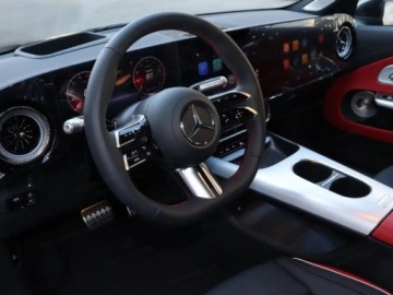 Mercedes CLA C118/X118 2025 MERCEDES-BENZ CLA 220 4-Matic AMG Line 1.5 (190KM) 2025, zdjęcie 5