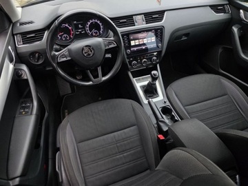 Skoda Octavia III Liftback Facelifting 1.5 TSI ACT 150KM 2019 Skoda Octavia 1.5TSI 150KM Ambition Serwisowany Salon Polska 1.5 Benzyna, zdjęcie 23