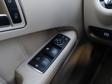 Mercedes Klasa E W212 Limuzyna Facelifting 250 CDI 204KM 2015 Mercedes E E 250 BlueTEC 4MATIC, Salon Polska, zdjęcie 17