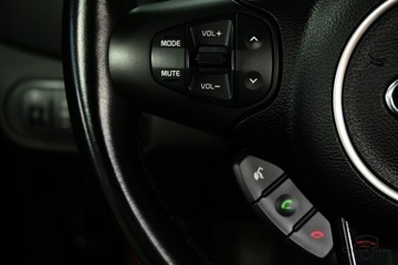 Kia Carens IV Minivan 1.6 GDI 135KM 2014 Kia Carens 1.6 GDI 7 Osob Led Climatronic Navi Drive Mode Kamera Temp. Gwa, zdjęcie 26