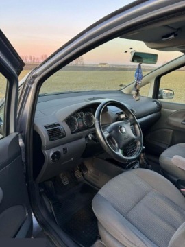 Seat Alhambra I (7MS) Minivan Facelifting 2.0 TDI 140KM 2008 Seat Alhambra 2.0 TDI Style 140KM 2008r 7 osobowy, zdjęcie 7