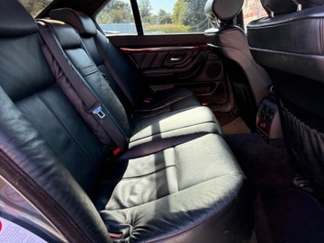 BMW Seria 7 E38 735 i 238KM 1999 BMW Seria 7 735I Zamień swoje auto V8 Klasyk, zdjęcie 5