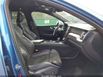 Volvo XC60 II Crossover T6 320KM 2018 Volvo XC 60 2.0 T6 316 KM, 4x4, R-DESIGN, autoryzowany przedstawiciel IAA, zdjęcie 4