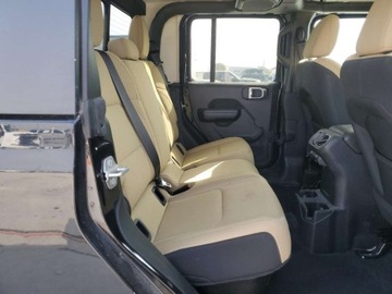 Jeep Gladiator 2020 Jeep Gladiator SPORT, V6, 4x4, od ubezpieczalni 3.6 Benzyna 285KM, zdjęcie 8