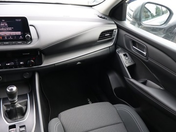 Nissan Qashqai III Crossover 1.3 DIG-T MHEV 140KM 2022 Nissan Qashqai 1.3 DIG-T MHEV, Salon Polska, zdjęcie 7