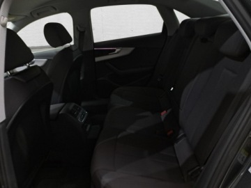 Audi A4 B9 Limousine Facelifting 2.0 35 TFSI 150KM 2023 Audi A4 Limousine Poleasingowe.pl, zdjęcie 11