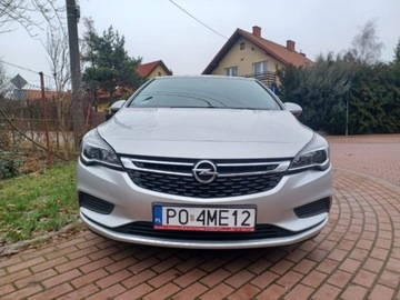 Opel Astra J Sedan 1.6 CDTI ecoFLEX 110KM 2019 Opel Astra 2019r., 1.6L CDTI 110 KM, 1.6 Diesel 110KM, zdjęcie 4