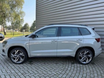 Skoda Karoq Crossover Facelifting 2.0 TSI 190KM 2026 SKODA Karoq Sportline 2.0 TSI DSG 4x4 Suv 190KM 2026, zdjęcie 1