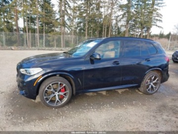 BMW X5 G05 2023 BMW X5 M50i 2023 4.4 Benzyna 523KM, zdjęcie 2