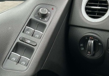 Volkswagen Tiguan I SUV Facelifting 1.4 TSI BlueMotion Technology 150KM 2016 Volkswagen Tiguan SportStyle Pakiety, Tempomat, Bi-ksenon, Podgrzewane fo, zdjęcie 17