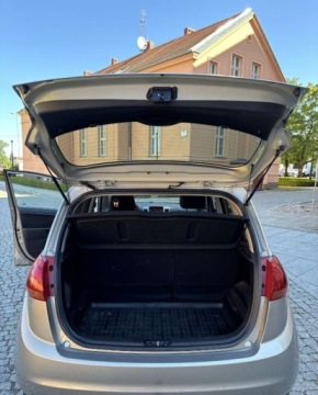 Kia Venga Mikrovan 1.6 CRDi 128KM 2015 Kia Venga Kia Venga 1.6 CRDi XL 1.6 Diesel 128KM, zdjęcie 18