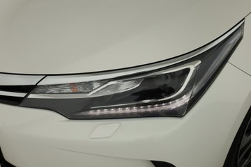 Toyota Corolla XI Sedan Facelifting 1,6 Valvematic 132KM 2017 Toyota Corolla 1.6 Valvematic, Salon Polska, zdjęcie 16