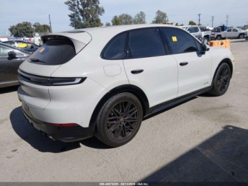 Porsche Cayenne III 2025 Porsche Cayenne Gts 2025 4.0 Benzyna 493KM, zdjęcie 2