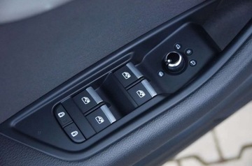 Audi A4 B9 Avant 2.0 40 TDI 190KM 2019 Audi A4 Allroad 2.0 TDI CR 190 KM, Lift, 4x4, Automat, Virtual, Matrix, GW, zdjęcie 25