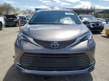 Toyota Sienna III 2023 Toyota Sienna XLE 2023 2.5l 2.5 Hybryda 245KM, zdjęcie 5