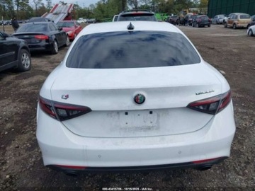 Alfa Romeo Giulia II Sedan Facelifting 2023 2.0 GME Turbo 280KM 2024 Alfa Romeo Giulia 2024r., 4x4, 2.0L 2.0 Benzyna 280KM, zdjęcie 7