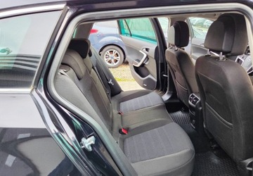 Opel Insignia I Sports Tourer 2.0 CDTI ECOTEC 160KM 2009 Opel Insignia 2,0 CDTI 160 Xenon Navi 2.0 Diesel 160KM, zdjęcie 21