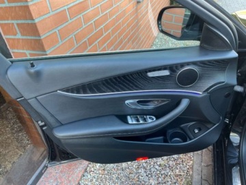 Mercedes Klasa E W213 Limuzyna Facelifting 2.0 E200 197KM 2020 Mercedes-Benz Klasa E 2.0 benzyna 197 KM automat zarej w PL zadbany z, zdjęcie 24