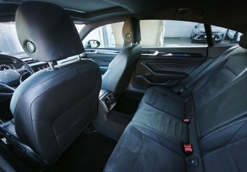 Volkswagen Arteon Fastback Facelifting 2.0 TDI 200KM 2021 Volkswagen Arteon R-Line Pakiety, ACC, Kamera 360, HarmanKardon, GPS, Pan, zdjęcie 18