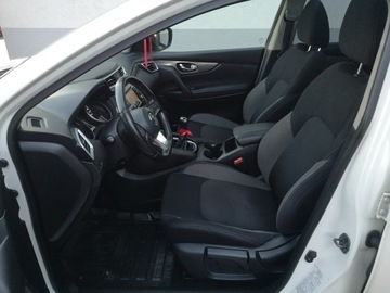 Nissan Qashqai II Crossover Facelifting 1.3DIG-T 140KM 2019 Nissan Qashqai 1.332 140KM Led Tempomat Nawi, zdjęcie 14