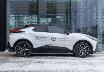 Toyota C-HR II SUV Plug-In 2.0 Hybrid Dynamic Force Plug-in  223KM 2025 Toyota C-HR C-HR PHEV Executive FV23 Salon PL Serwis ASO 1 wl., zdjęcie 2