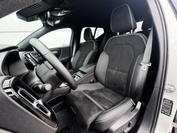 Volvo XC40 Crossover Facelifting 2.0 B3 163KM 2025 Volvo XC 40 B3 Plus Dark | Pixel LED | Harman Kard, zdjęcie 23