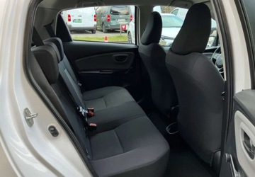 Toyota Yaris III Hatchback 5d Facelifting 2017 1.5 Dual VVT-iE 111KM 2019 Toyota Yaris Toyota Yaris 1.5 Active 1.5 Benzyna 111KM, zdjęcie 12