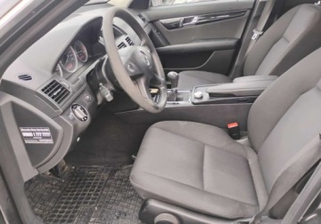 Mercedes Klasa C W204 Kombi T204 1.8 180 K 156KM 2009 Mercedes-Benz Klasa C 2009r, 1.8 LPG. Uszkodzony przod. Jezdzi. 1.8 156KM, zdjęcie 5