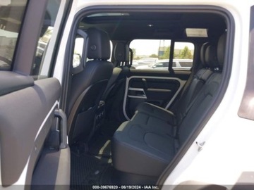 Land Rover Defender IV (L663) 2023 Land Rover Defender 110 s, 2023r., 4x4, 2.0L 2.0 Benzyna 296KM, zdjęcie 11