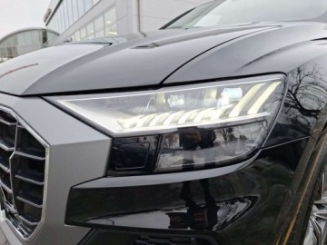 Audi Q8 SUV 3.0 45 TDI 231KM 2022 Audi Q8 S-Line Matrix Pneumatyka 3.0 Diesel 231KM, zdjęcie 34