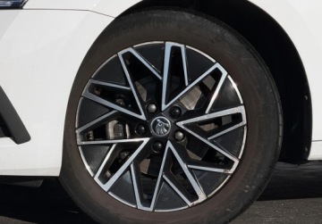 Skoda Octavia III Kombi Facelifting 1.5 TSI ACT 150KM 2020 Skoda Octavia Reflektory LED Kamera Keyless Lane Assist Salon PL FVAT, zdjęcie 4