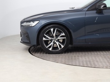 Volvo S60 III Sedan 2.0 T5 250KM 2019 Volvo S60 T5, Salon Polska, 1. Właściciel, zdjęcie 13