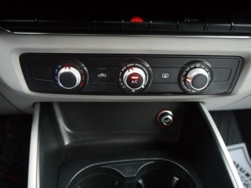 Audi A3 8V Hatchback 3d 1.6 TDI clean diesel 110KM 2014 Audi A3 3-drzwiowe Stan bdb Gwarancja, zdjęcie 19