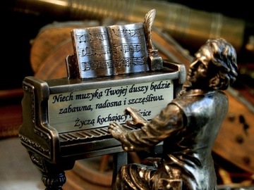 FRYDERYK CHOPIN FIGURKA TROFEUM MUZYCZNE RZZEŹBA v