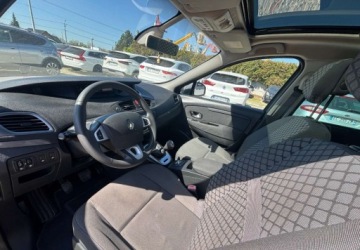 Renault Scenic III Van 1.6 dCi S&amp;S eco2 130KM 2011 Renault Scenic 2011 r. 1.6 Diesel 131KM, zdjęcie 9