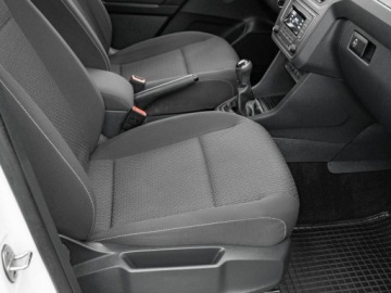 Volkswagen Caddy IV Kombi Maxi 2.0 TDI SCR BlueMotion Technology 102KM 2019 Volkswagen Caddy DW3GF41#2.0 TDI TRENDLINE Klima, zdjęcie 21