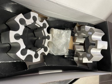 Проставки Hard Racing 45 мм на заднюю ось.