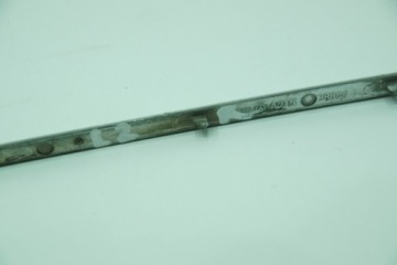 ХРОМИРОВАННАЯ ПОЛОСА РЕШЕТКИ РАДИАТОРА ЛЕВАЯ ВТОРАЯ СВЕРХУ MERCEDES CL W215