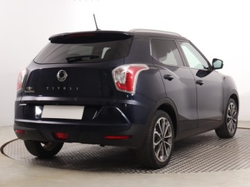  SsangYong Tivoli 1.6 e-XGi, Salon Polska, Navi, zdjęcie 4