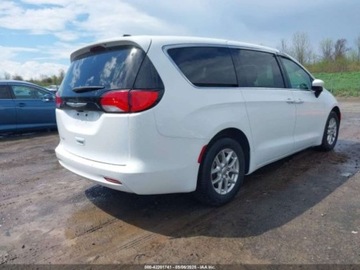 Chrysler Voyager V 2022 Chrysler Voyager 2022 Chrysler Voyager LX FWD 3.6 Benzyna 287KM, zdjęcie 4