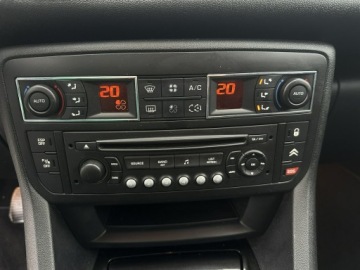 Citroen C5 III Sedan 2.0 HDi FAP 140KM 2011 Citroen C5 2.0 HDI 140KM/Exclusive/Zarejestrowany, zdjęcie 29