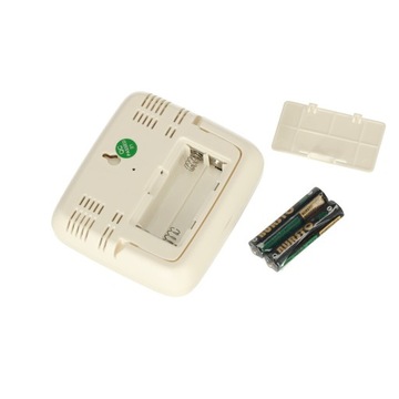 Гигрометр, часы, комнатный термометр, измеритель влажности.