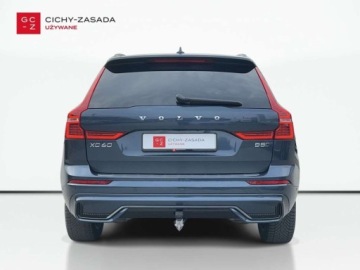 Volvo XC60 II 2022 Volvo XC 60 B5 D 235 KM AWD Kamera 360, Pneumatyka,Harman, Blis, Cta, ACC,, zdjęcie 3
