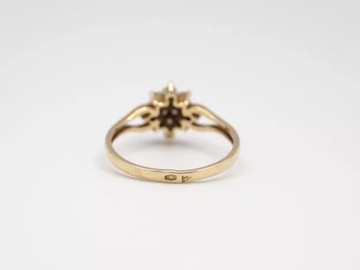 ДЕЛИКАТНОЕ ЗОЛОТОЕ КОЛЬЦО - 333 8К R.11 1.51G