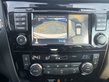 Nissan Qashqai II Crossover 1.2 DIG-T 115KM 2015 Nissan Qashqai 1.2 115ps Benz Navi Xenon LED, zdjęcie 2