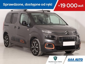 Citroen Berlingo III Osobowy M 1.2 PureTech 110KM 2019 Citroen Berlingo 1.2 PureTech, Salon Polska