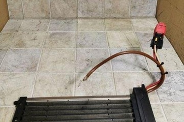 CHLADIČ ELEKTRICKÉ RADIÁTORU PEUGEOT 407 SW (6E_) 4PUH18K463AF 1.6L